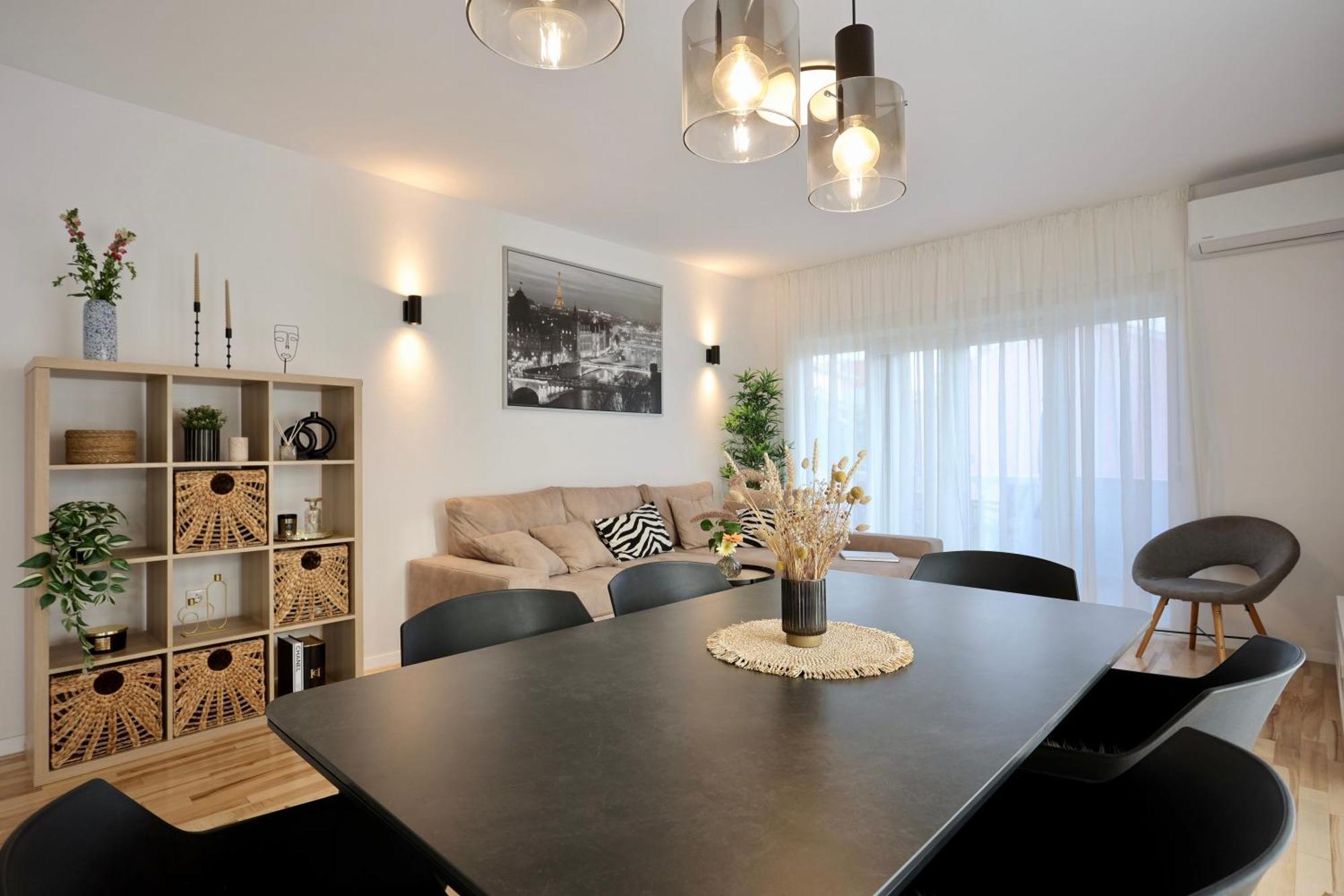 Holiday Home Tia Split Eksteriør billede
