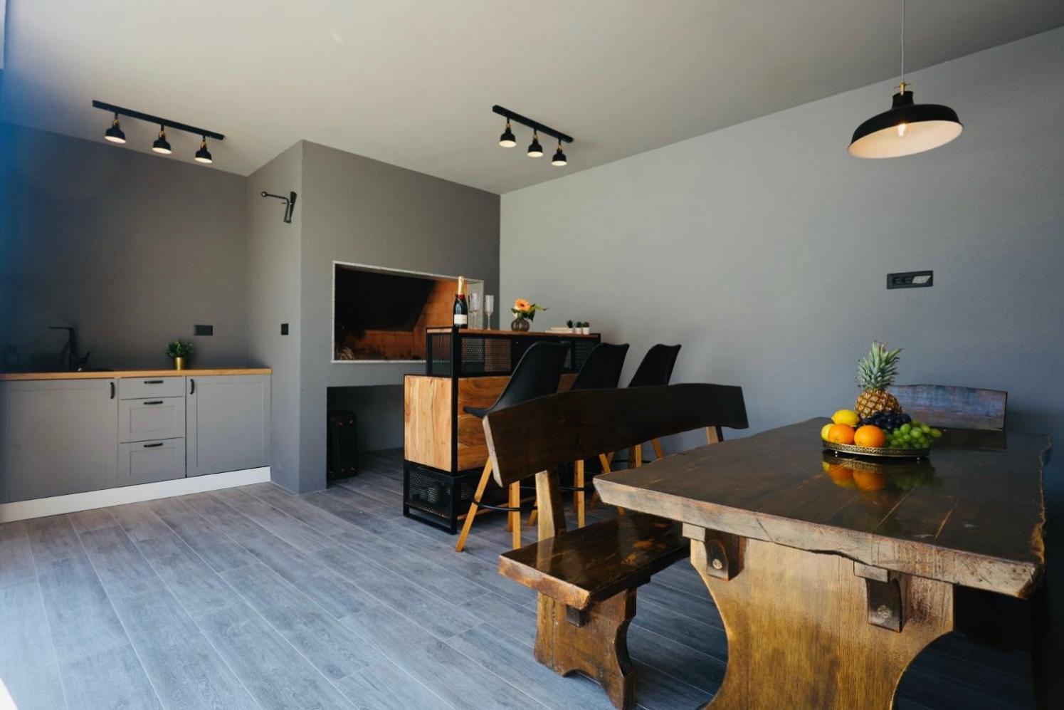 Holiday Home Tia Split Eksteriør billede
